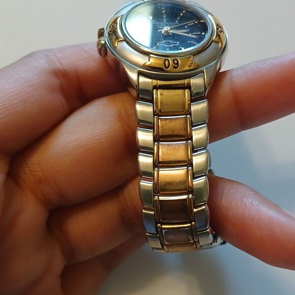 Vtg Croton Reliance Chevy Black Dial Two-Tone Women Watch WR 3ATM - 5 1/2\